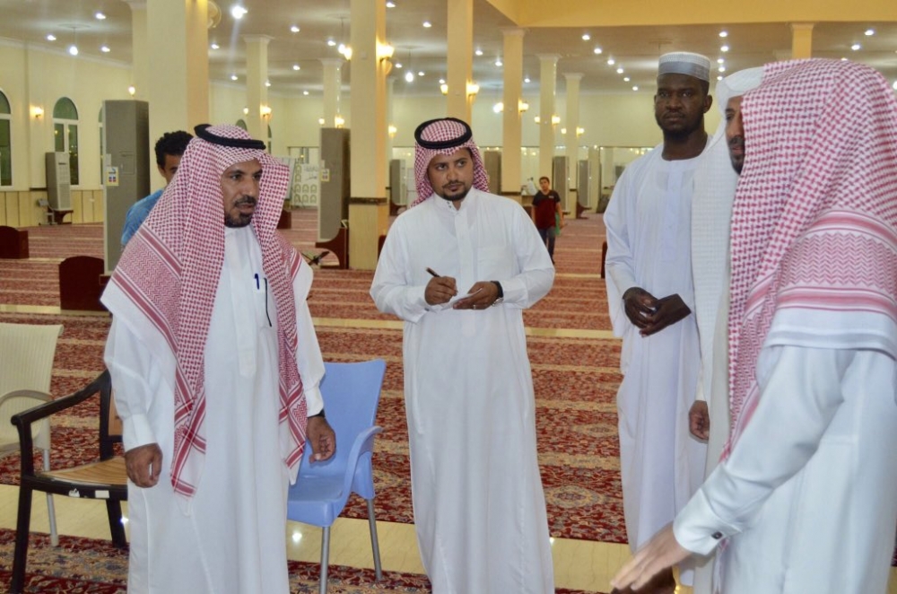 استعداداً لعيد الأضحى المبارك.. مدير عام فرع وزارة الشؤون الإسلامية والدعوة والإرشاد بمنطقة الحدود الشمالية يتفقد الجوامع والمصليات