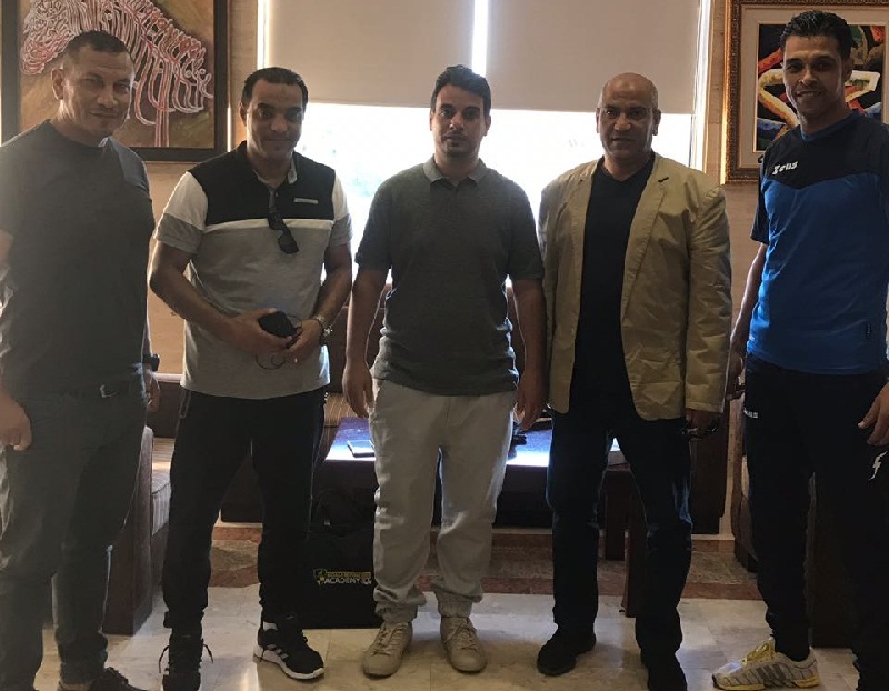 بعد دعم الرمز العديلي .. وصول الطاقم الفني لقيادة نادي عرعر في دوري الثانية