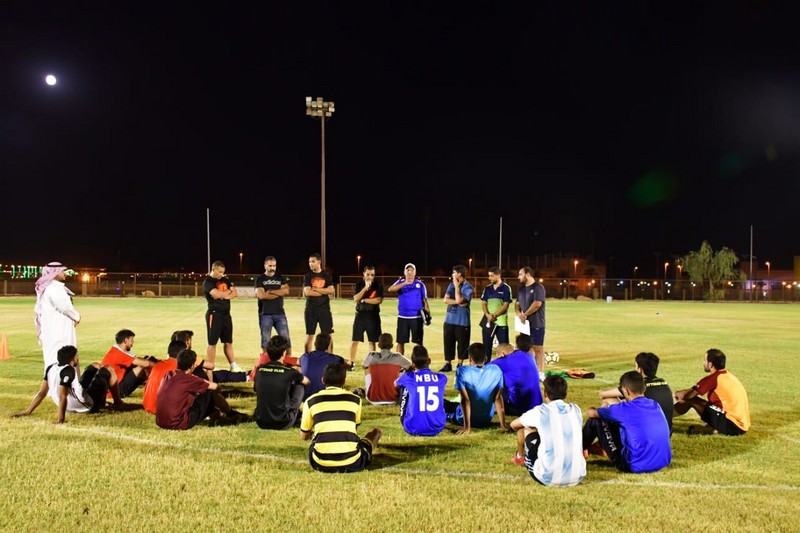 بالصور : أول حصة تدريبية بنادي عرعر إستعداداً لدوري الدرجة الثانية