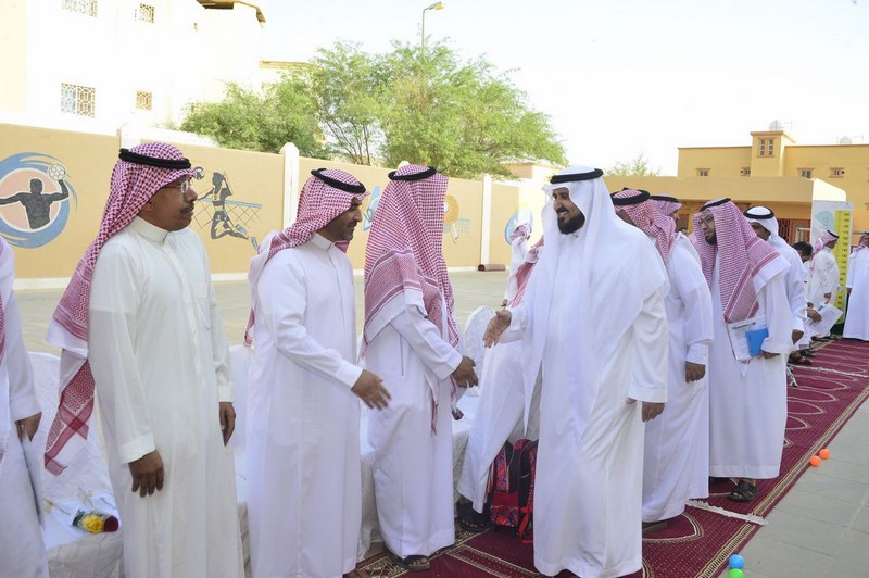 القريشي يتفقد انطلاق العام الدراسي في مدارس تعليم الشمالية