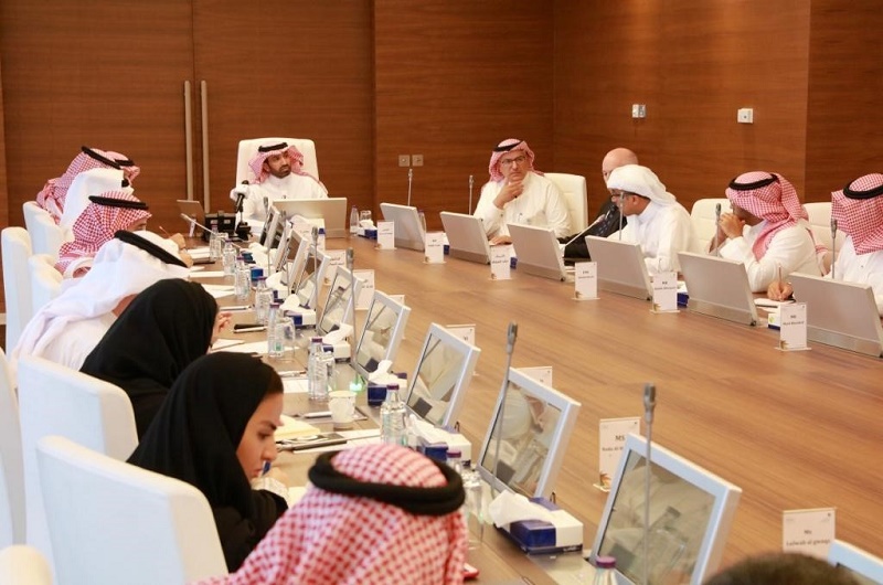 المهندس الراجحي يبحث مع 20 منشأة مستثمرة في المملكة مبادرات وبرامج منظومة العمل والتنمية الاجتماعية لدعم التوطين