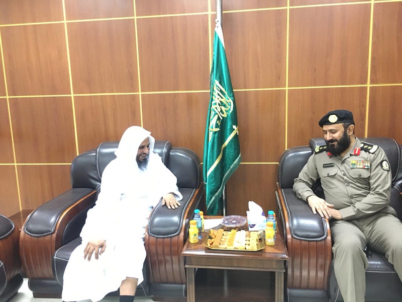 مدير الشؤون الإسلامية بالحدود الشمالية يستقبل مدير سجون المنطقة