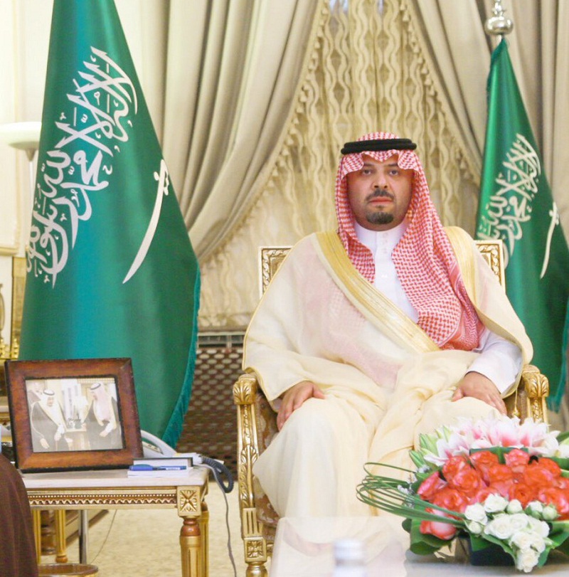 أمير الحدود الشمالية يلتقي أعضاء المجالس المحلية في المحافظات