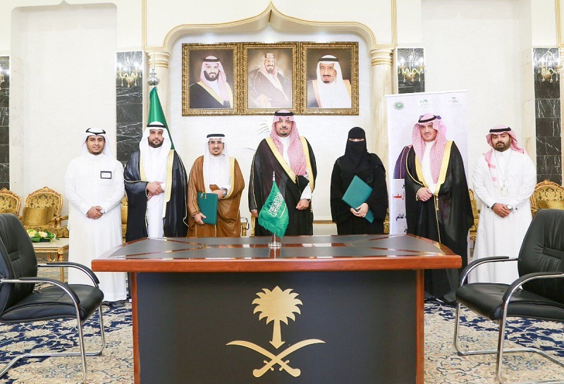 أمير الحدود الشمالية يشهد اتفاقية تعاون بين الشؤون الصحية في المنطقة ومركز الملك عبدالله للأبحاث الطبية