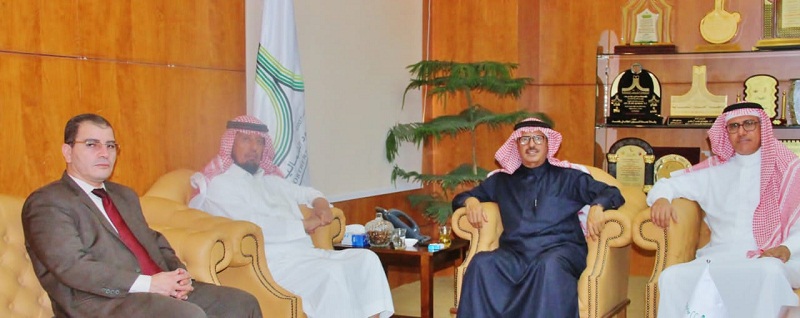 جامعة الحدود الشمالية تتبنى إنشاء مرصد الجامعة الفلكي للأهلة