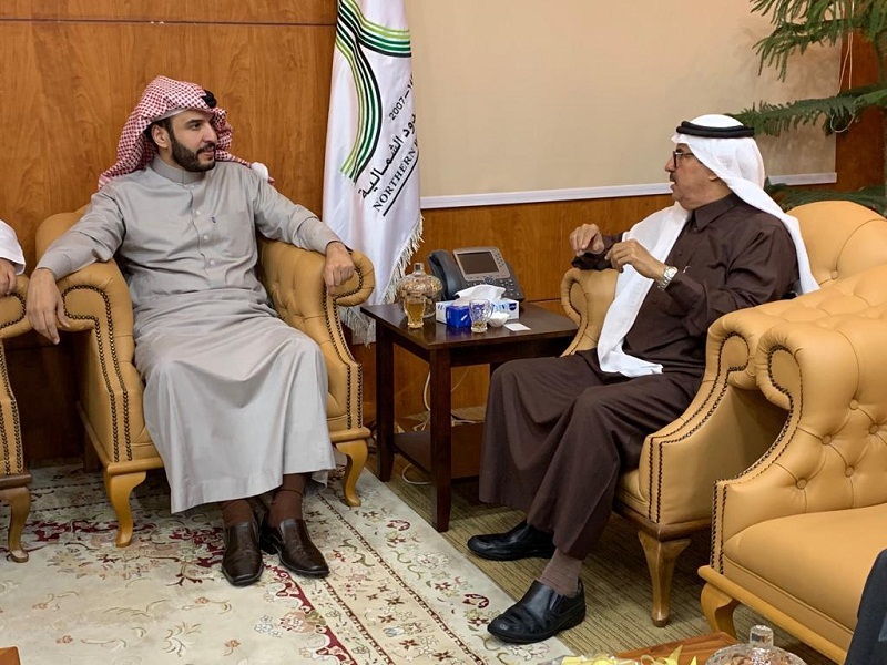 مدير جامعة الحدود الشمالية يستقبل رئيس مجلس إدارة جمعية الثقافة والفنون والوفد المرافق