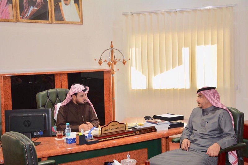 أمين عام الغرفة التجارية الصناعية بعرعر يلتقي بمدير عام صندوق التنمية الزراعية بمنطقة الحدود الشمالية