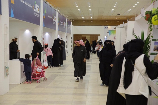 «هدف» يعرض خدماته في تحقيق التوظيف المستدام أمام زوار الجنادرية