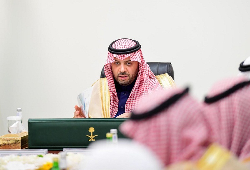 أمير منطقة الحدود الشمالية يرأس اجتماع