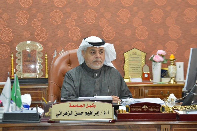 مدير جامعة الحدود الشمالية المكلف يستقبل ممثلين عن شركة الخير كابيتال السعودية