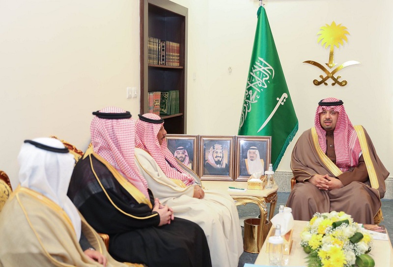 الأمير فيصل بن خالد يستقبل رئيس اللجنة الوطنية لرعاية السجناء