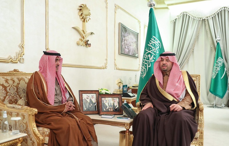 الأمير فيصل بن خالد يستقبل مدير فرع إدارة المجاهدين بالحدود الشمالية