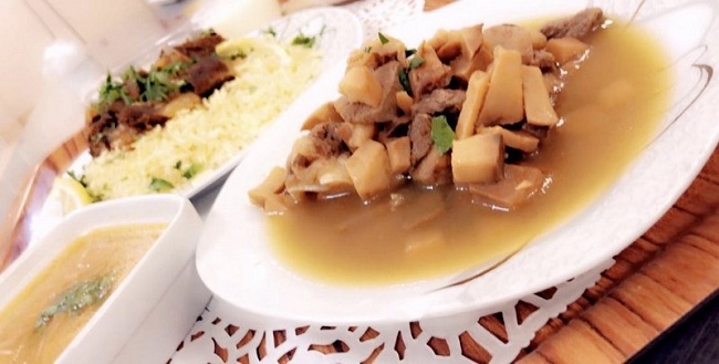 الفقع على مائدة مرضى مستشفى الملك عبدالعزيز بسكاكا