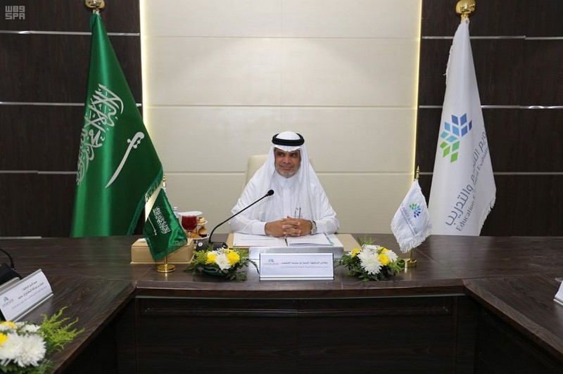 هيئة «تقويم التعليم» تعتمد معايير وطنية لمناهج التعليم العام