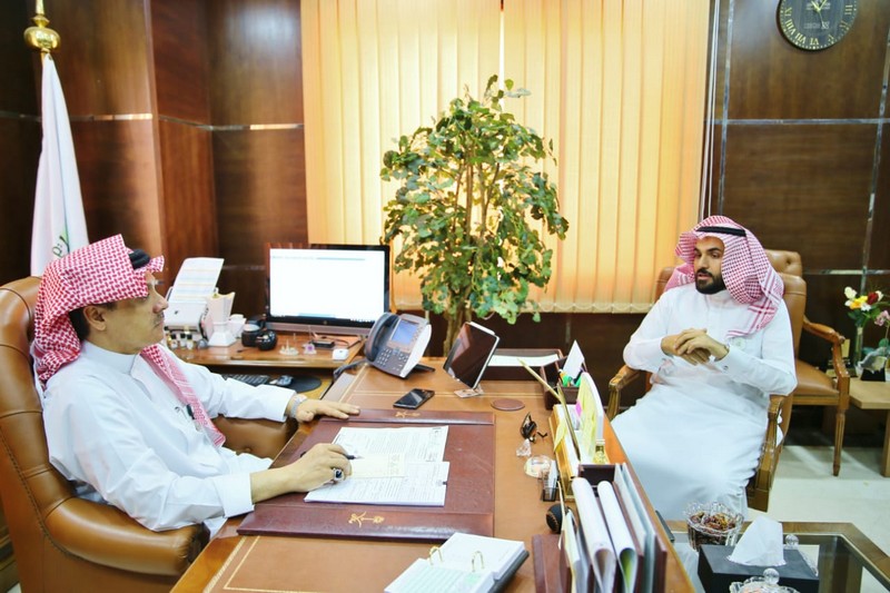 وكيل جامعة الحدود الشمالية يستقبل مشرف هيئة المحامين بالشمالية