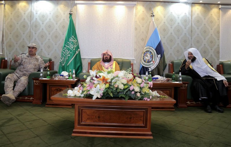 الشيخ السديس يلقي كلمة توجيهية بعنوان (طاعة ولاة الأمر وحماية بلاد التوحيد) لمنسوبي قوة عرعر