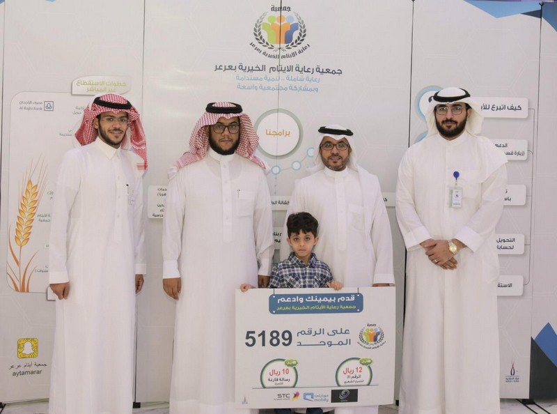 مدير التنمية الاجتماعية يزور المعرض التعريفي لجمعية