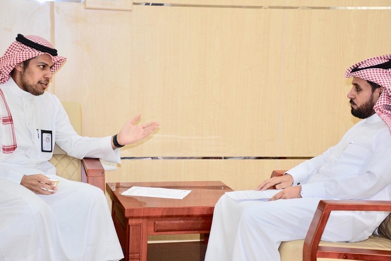 أمين عام للغرفة التجارية بعرعر يستقبل مدير