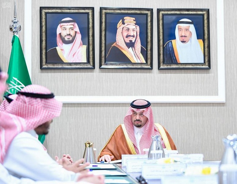 الأمير فيصل بن خالد بن سلطان يستقبل مدير برنامج كفالة