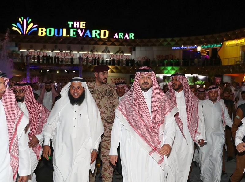 أمير منطقة الحدود الشمالية يفتتح مشروع بوليفارد عرعر