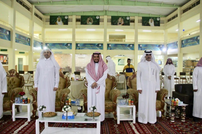 حفل تكريم سفراء حماة الوطن في نادي الحي بثانوية الملك سعود