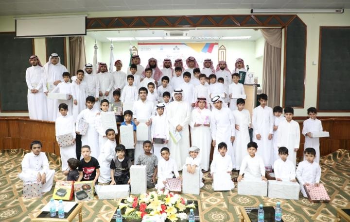 المعهد العلمي بعرعر يقيم الحفل الختامي لبرامج النادي الصيفي