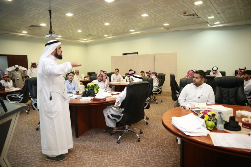 فعاليات اليوم الثالث من المعسكر التدريبي لرواد التقنية في رحاب جامعة الحدود الشمالية