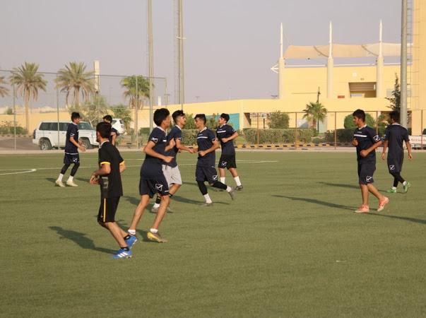 فريق عرعر لدرجة الشباب يواصل تدريباته اليومية ويستعد لانطلاق الدوري