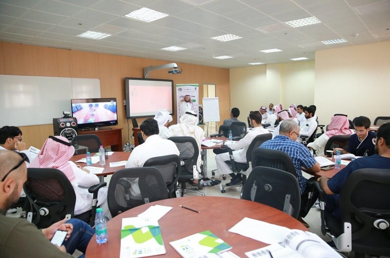 مركز الملك عبد العزيز للحوار الوطني يشخّص واقع التطرف لطلبة وطالبات جامعة الجوف وكيفية الوقاية منه