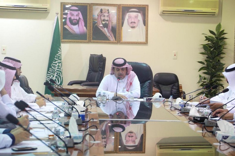 مدير الإشراف التربوي بتعليم الحدود الشمالية يرأس الإجتماع الخاص بفريق التعلم النشط بالمنطقة