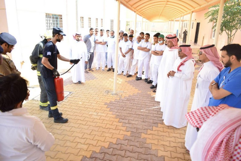 مركز التأهيل الشامل بعرعر ينفذ خطة إخلاء وهمية بالتعاون مع الدفاع المدني