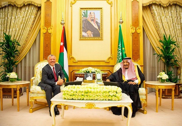 خادم الحرمين الشريفين يستقبل ملك المملكة الأردنية الهاشمية