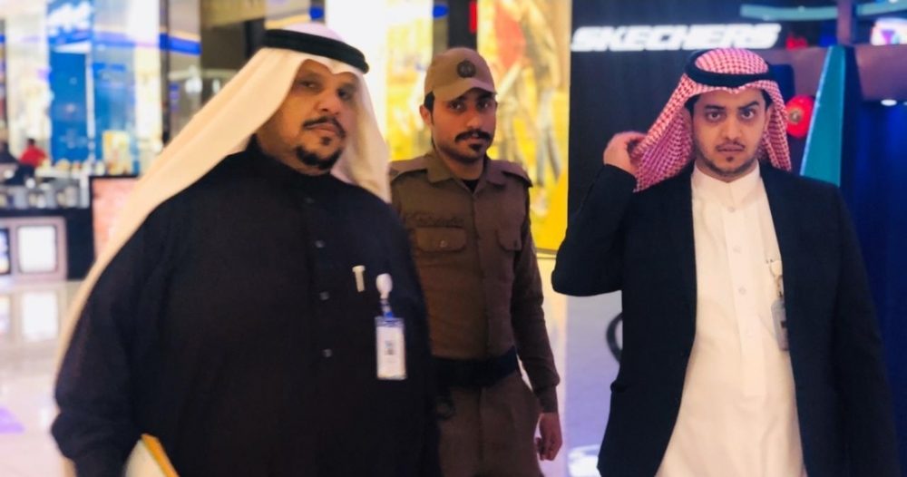 مكتب العمل بعرعر ينظم حملة تثقيفية لمبادرة التنظيم الموحد لبيئة عمل المرأة