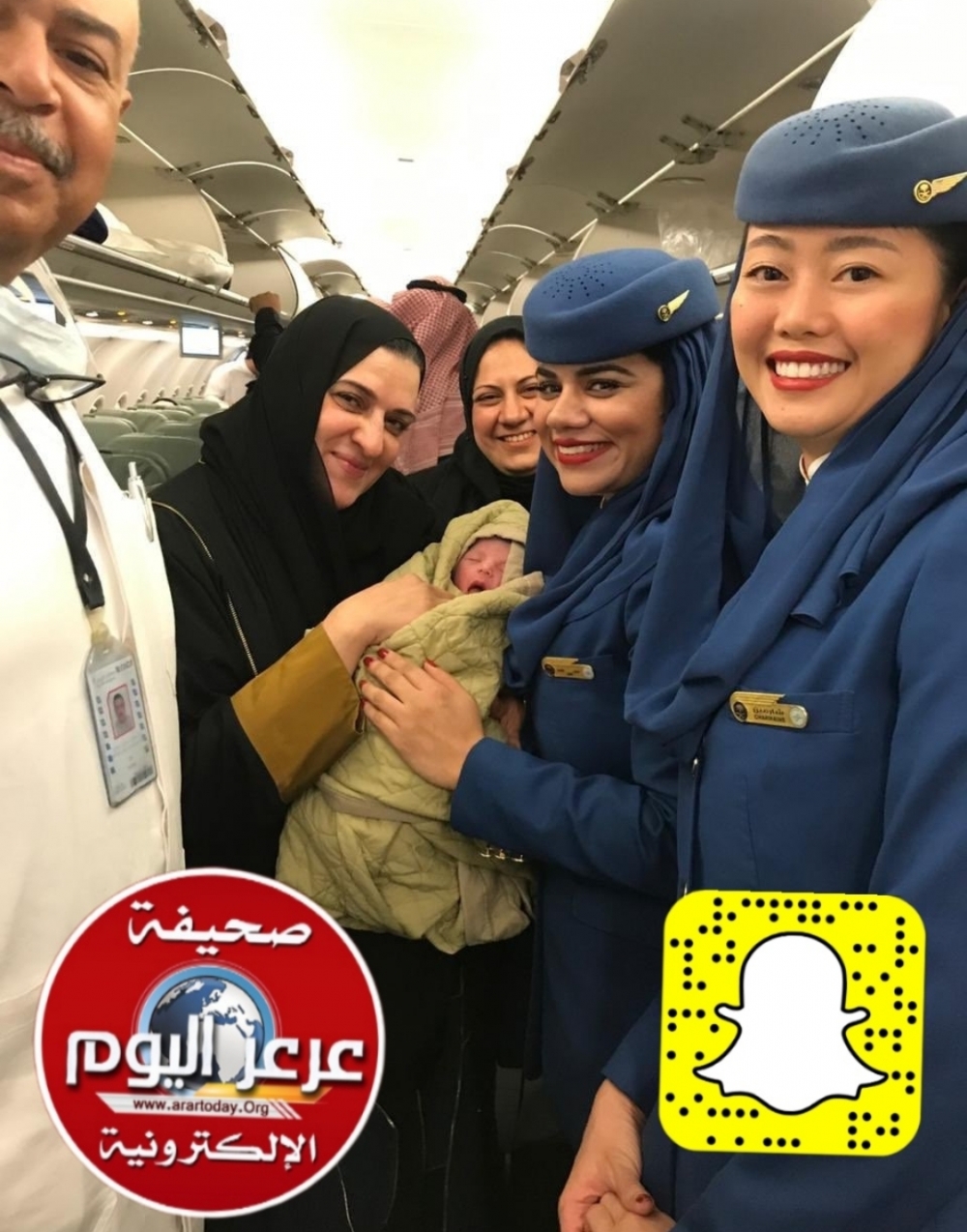 مؤكدة أنها في خدمة الوطن وبناته ... الدكتورة انجي بدوي التي قامت بتوليد سيدة خلال رحلة الطيران من عرعر للرياض توضح التفاصيل ومن ساهم معها بالنجاح ، وتشكر صحيفة عرعر اليوم على الاهتمام