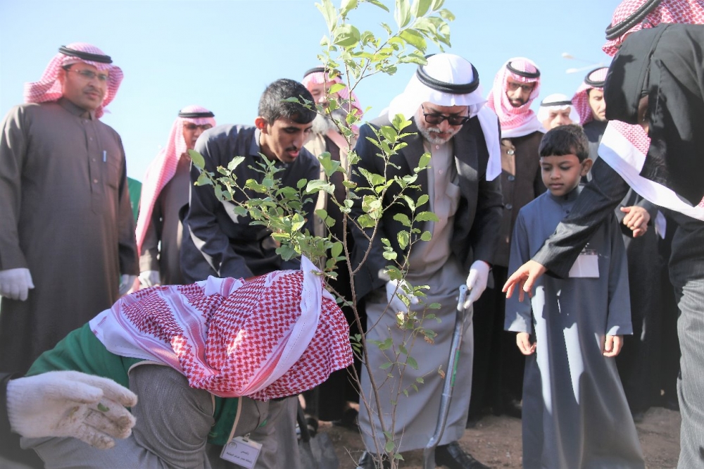 مدير جامعة الحدود الشمالية يدشن مبادرة