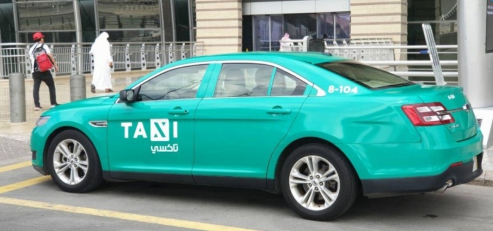 سيارات الأجرة الجديدة خضراء بسداد إلكتروني