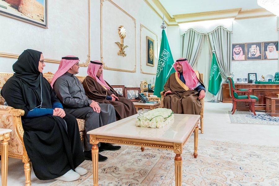 سمو أمير الحدود الشمالية يستقبل قيادات التمريض بمناطق المملكة