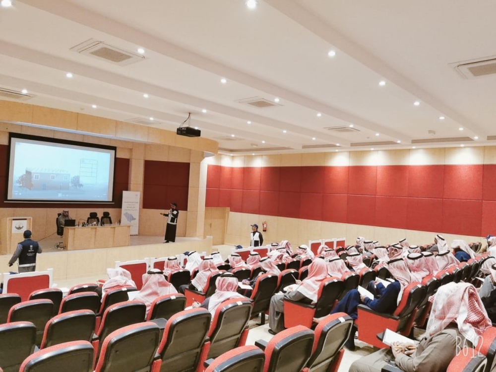 إقامة برنامج تدريبي لمراقبي مشروع التعداد العام للسكان والمساكن 2020 بعرعر