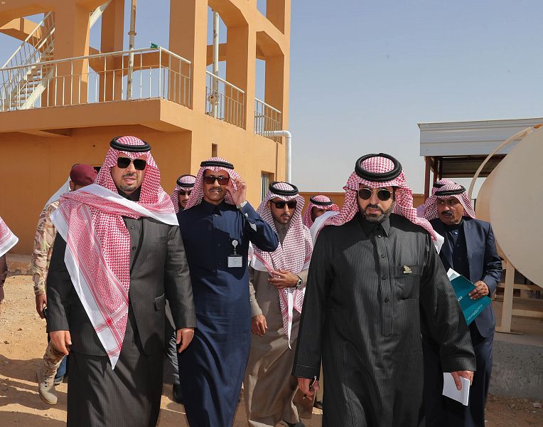 سمو أمير الحدود الشمالية يتفقد موارد المياه في محافظة رفحاء .