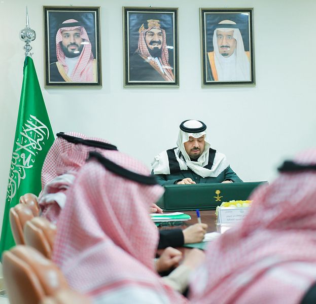 سمو أمير منطقة الحدود الشمالية يرأس اجتماع اللجنة الإشرافية العليا لبرنامج التوطين الموجه بالمنطقة
