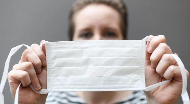 الصحة العالمية : لا يجب على الأصحاء ارتداء الكمامات الطبية