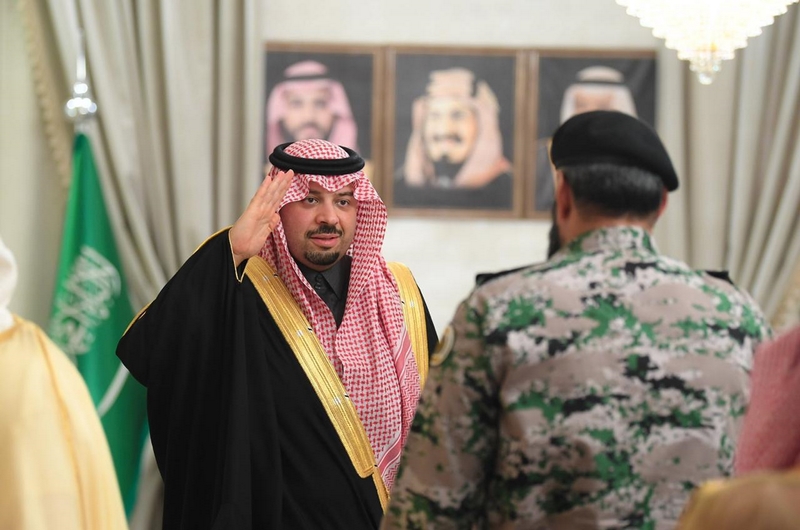 سمو أمير منطقة الحدود الشمالية يستقبل رئيس وأعضاء لجنة رعاية السجناء