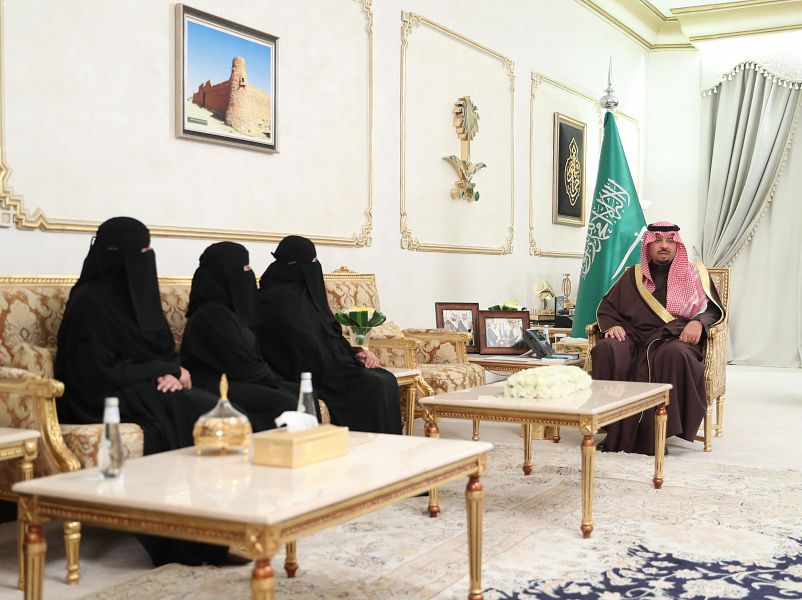 سمو أمير الحدود الشمالية يستقبل سيدات المجتمع والأعمال بمناسبة اليوم العالمي للمرأة