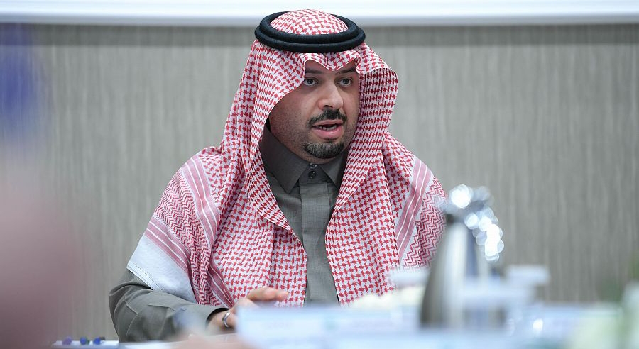 سمو أمير الحدود الشمالية يرأس اجتماع القيادة والتحكم بالمديرية العامة للشؤون الصحية بالمنطقة