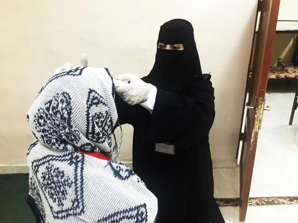 البلدية النسائية تقوم بالكشف على مركز الايواء بعرعر