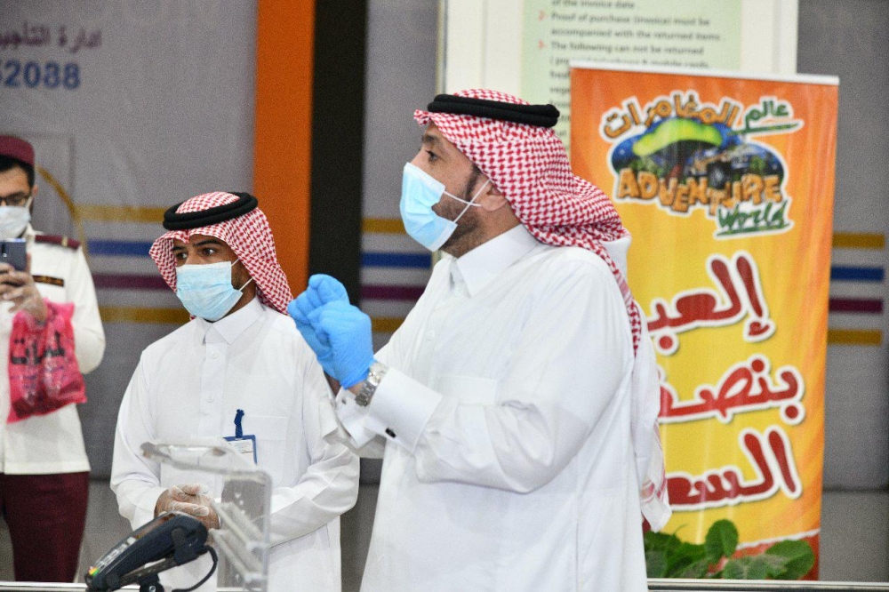 أمين الحدود الشمالية يتفقد عدد من المحلات التجارية