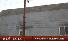 عمود كهرباء وأسلاك الضغط العالي تحول دون تشطيب عمارة مواطن منذ عامان .. والمواطن لعرعر اليوم : الكهرباء لا تستجيب