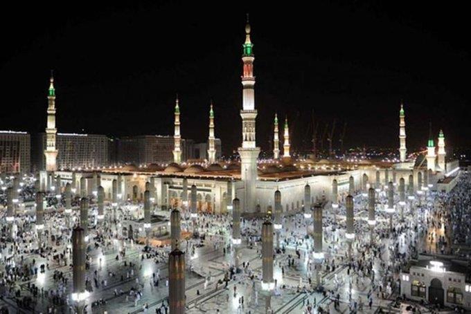 إقامة صلاة التراويح في المسجد النبوي خلال رمضان مع تعليق حضور المصلين