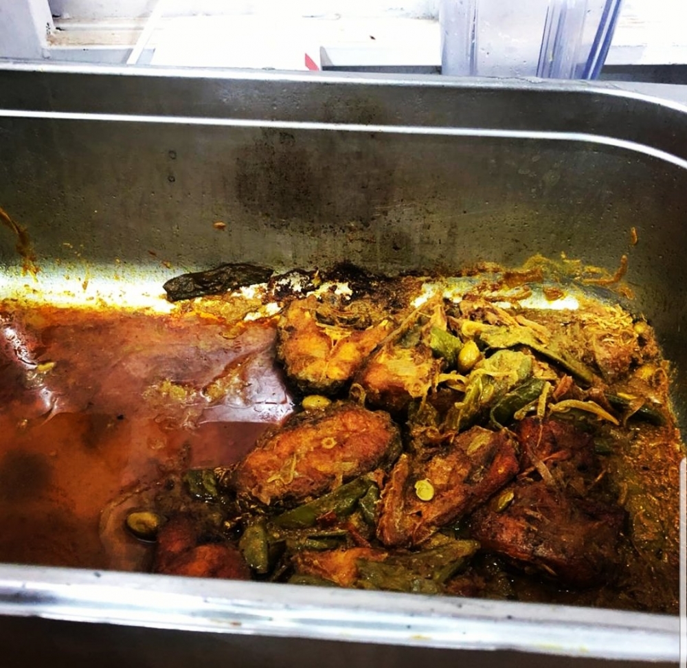 بلدية (غرب عرعر) تواصل جهودها للحد من انتشار فايروس كورونا