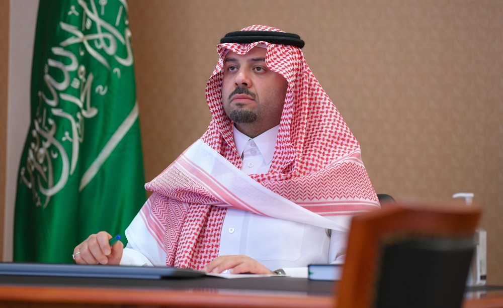 سمو الأمير فيصل بن خالد بن سلطان يرأس اجتماع لجنة الطوارئ بالحدود الشمالية